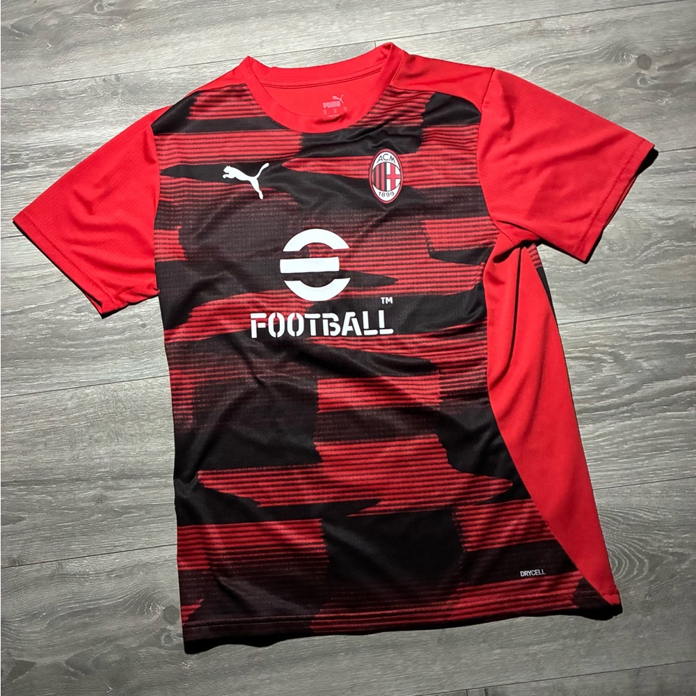 Puma Red AC Milán jersey